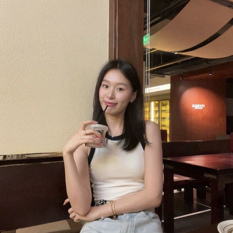 羽毛的第一张照片--延吉残疾人相亲网